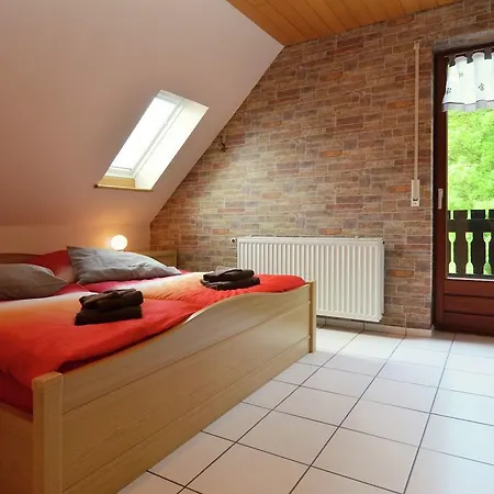 Spacious Near Ski Area In Hezberg *
