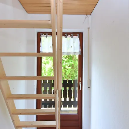 Spacious Near Ski Area In Hezberg Διαμέρισμα