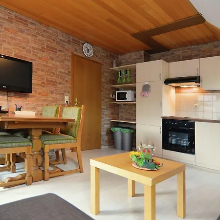 Spacious Near Ski Area In Hezberg *